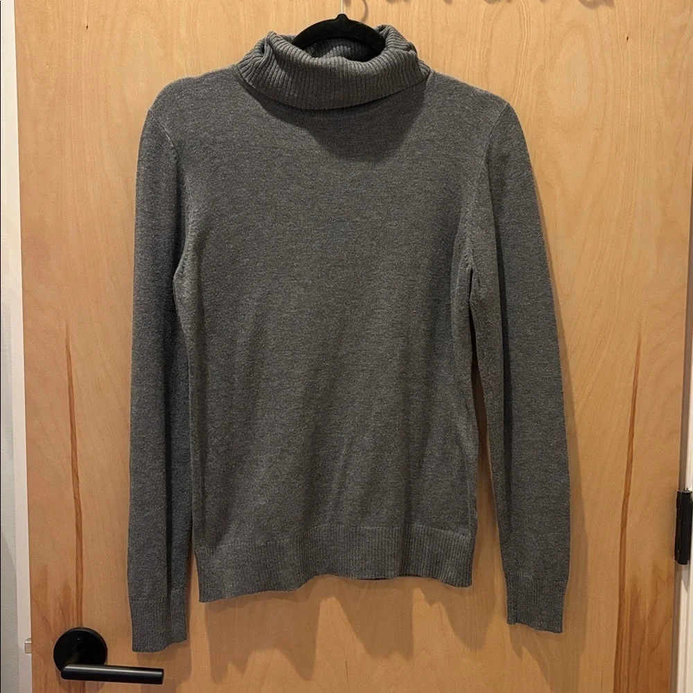 Joseph A. Turtleneck Sweater Silky Charcoal Size Small